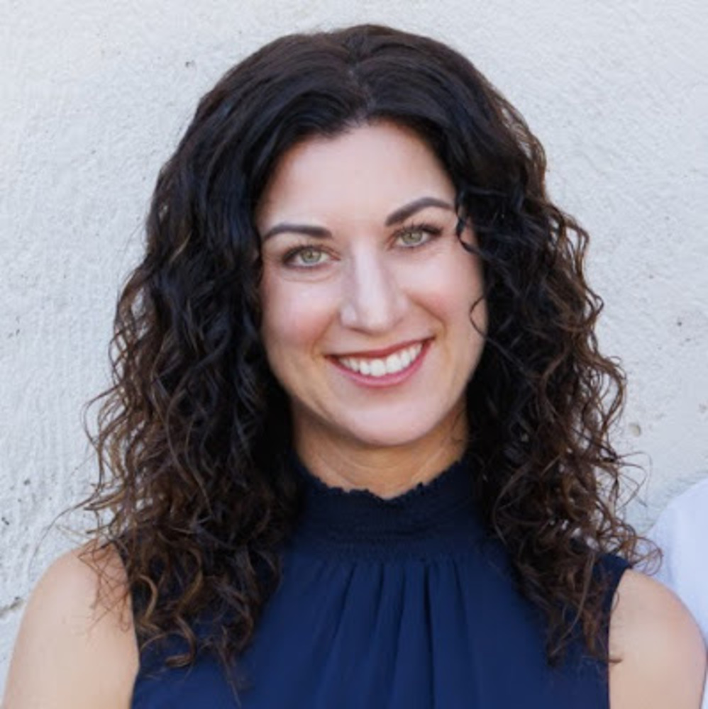 Meet your Posher, Monica